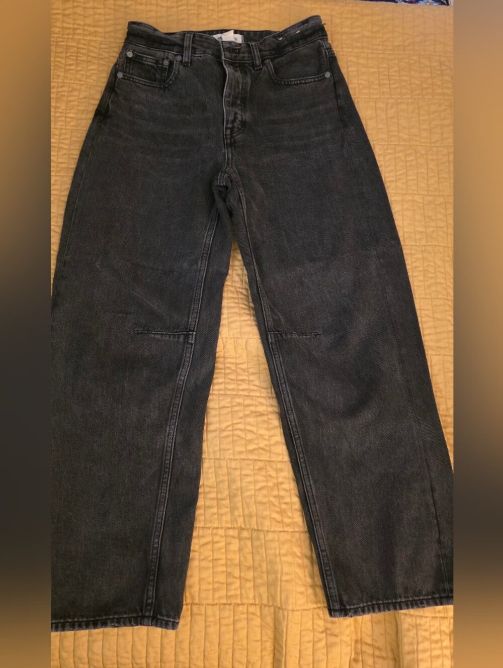 Madewell Darted Barrel Leg Jeans